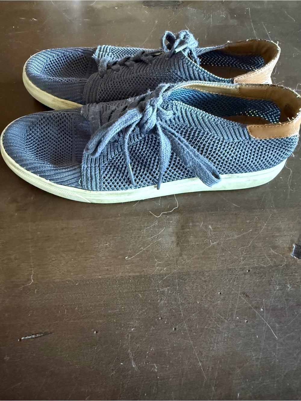 Women’s Casual Knit Lace-Up Sneakers - Blue